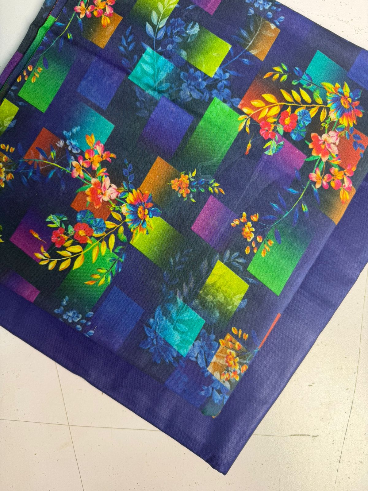 Lawn 90/70 2p Suit Allover 9033